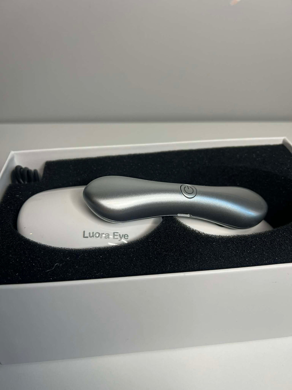 Luora Eye – Forfriskende øjenmassageapparat